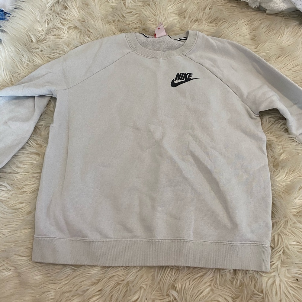 Nike crewneck